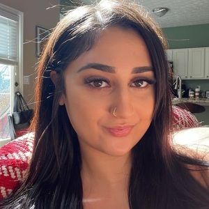 Meet your Posher, Sara